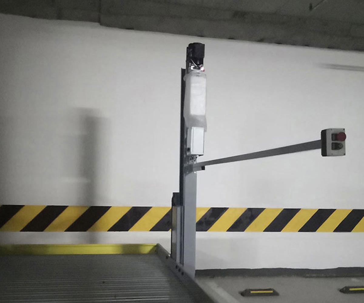家用升降式機械式立體車庫維保